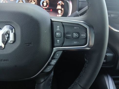 Used 2022 RAM 2500 Laramie AWD/4WD image 23