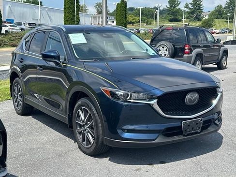 Used 2018 MAZDA CX-5 Touring w/ Preferred Equipment Package AWD/4WD image 3