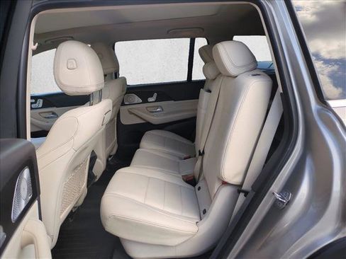 Used 2020 Mercedes-Benz GLS 450 4MATIC image 20