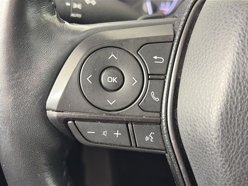 Used 2021 Toyota Camry SE FWD image 30