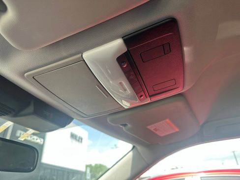 Used 2022 Mitsubishi Outlander ES FWD image 4