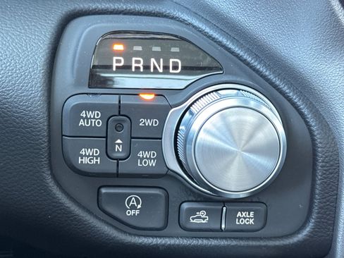 New 2026 RAM 1500 Laramie AWD/4WD image 20