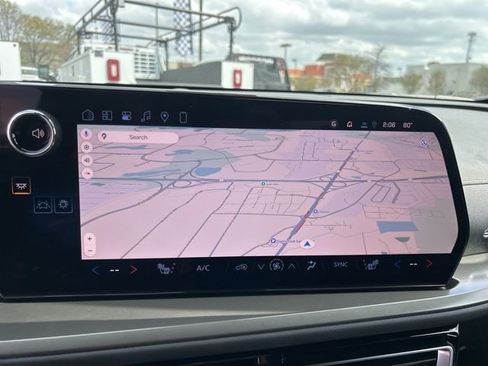 New 2026 Chevrolet Traverse LT w/ Sun and Wheel Package image 22