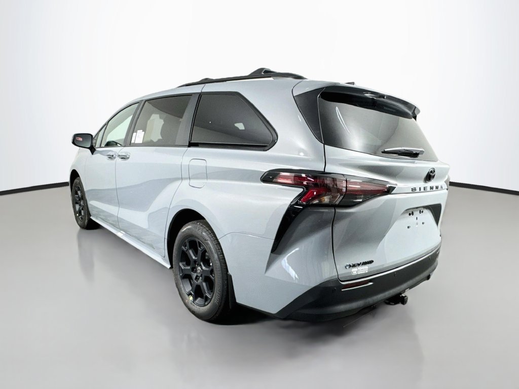 New 2026 Toyota Sienna XLE Woodland Edition AWD/4WD image 6