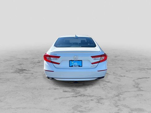 Used 2018 Honda Accord Sport image 7