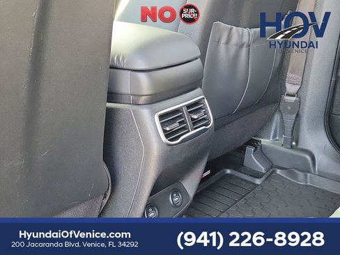 Used 2022 Hyundai Santa Fe SEL w/ Convenience + Premium Package FWD image 14