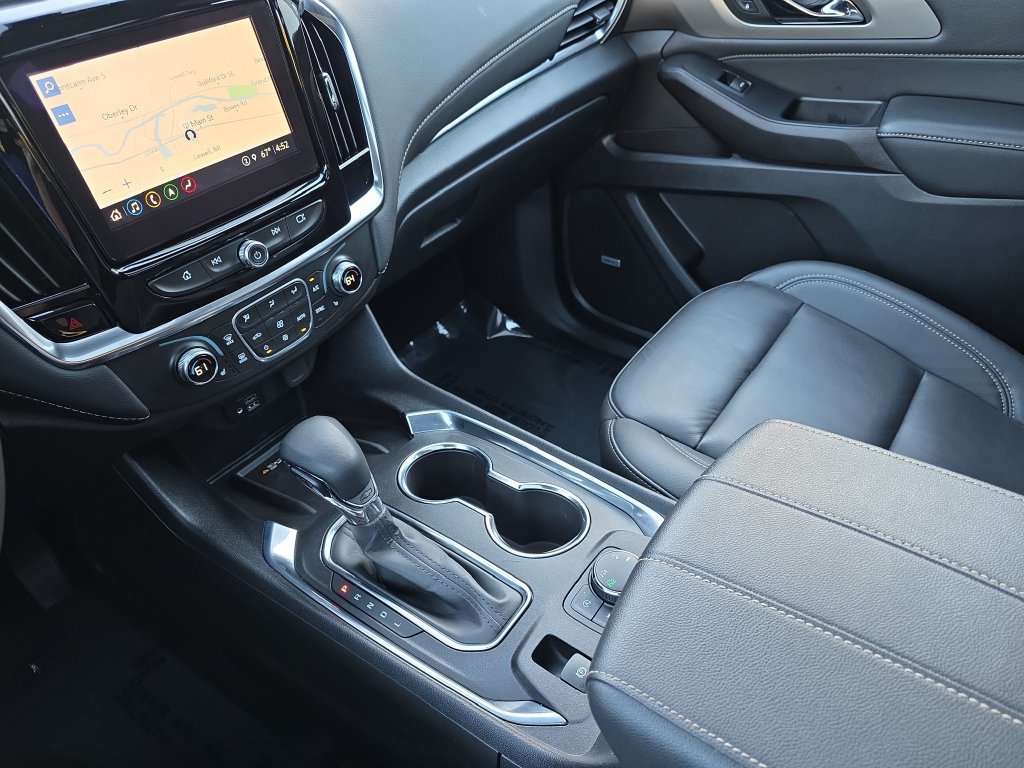 Used 2023 Chevrolet Traverse LT w/ LT Premium Package AWD/4WD image 29