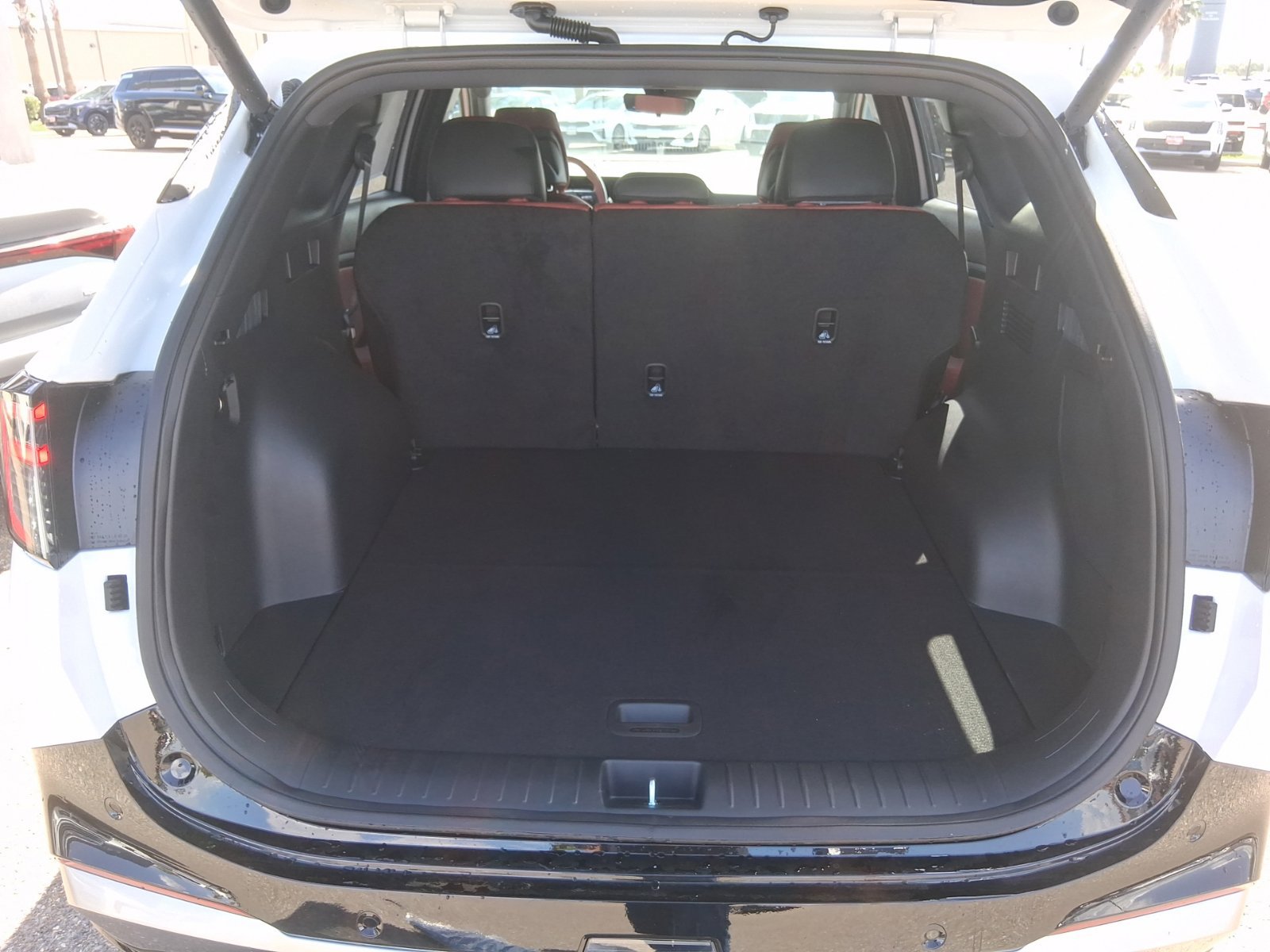 New 2026 Kia Sportage SX FWD image 7