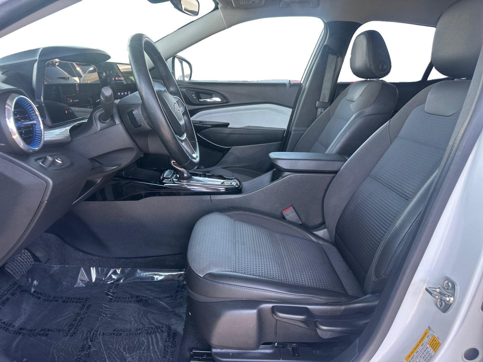 Used 2024 Chevrolet Trax LT w/ Driver Confidence Package FWD image 9
