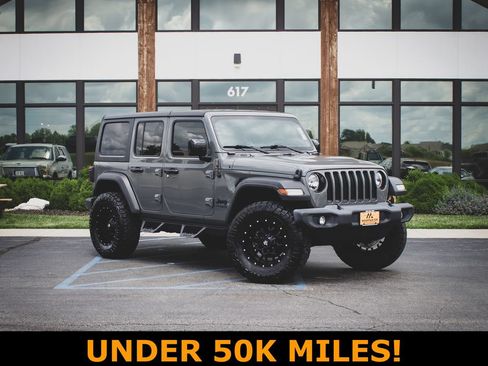 Used 2019 Jeep Wrangler Unlimited Sport AWD/4WD image 1