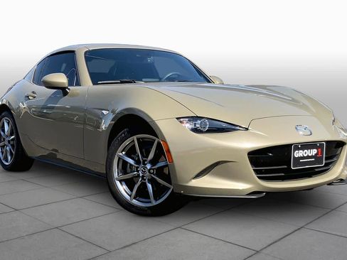 Used 2023 MAZDA MX-5 Miata Grand Touring RWD image 3