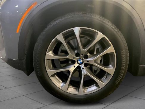 Used 2024 BMW X5 xDrive40i w/ Premium Package image 10