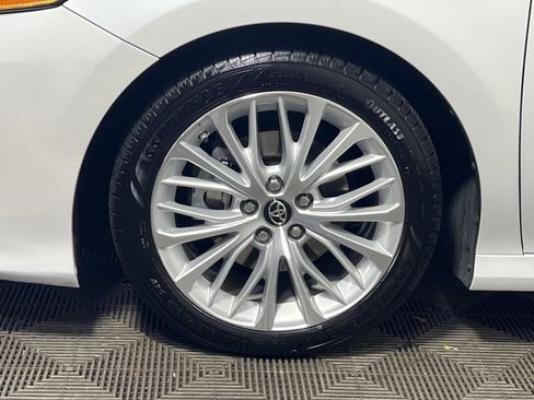 Used 2019 Toyota Camry XLE w/ Driver Assist Package FWD image 13