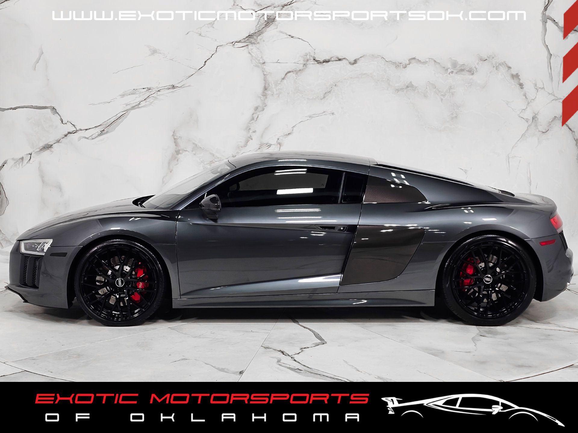 Used 2017 Audi R8 V10 w/ Carbon Exterior Package AWD/4WD image 7