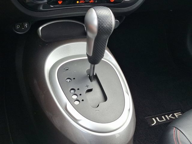 Used 2012 Nissan Juke SL AWD/4WD image 15
