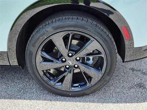 New 2025 Buick Envision Sport Touring image 8