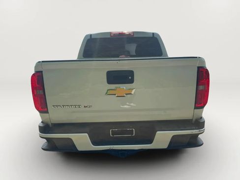 Used 2019 Chevrolet Colorado W/T w/ Custom Special Edition RWD image 5