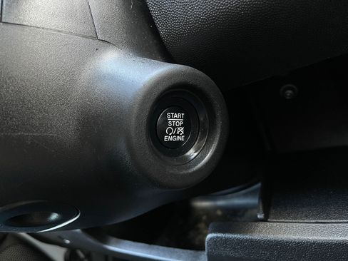 Used 2022 RAM ProMaster 2500 FWD image 17