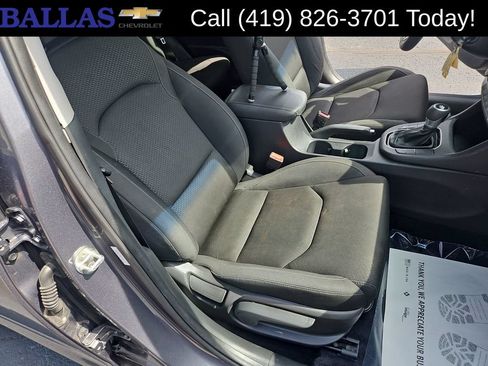Used 2019 Hyundai Elantra GT FWD image 23