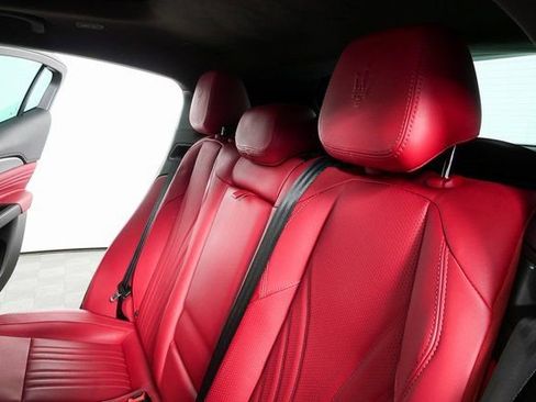 Used 2023 Maserati Grecale Modena image 23