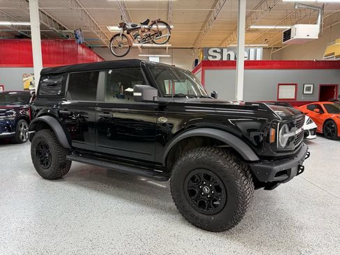 Used 2024 Ford Bronco Wildtrak AWD/4WD image 7