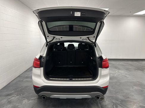 Used 2018 BMW X1 xDrive28i image 8