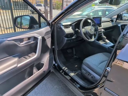Used 2024 Toyota RAV4 XLE w/ Convenience Package AWD/4WD image 10