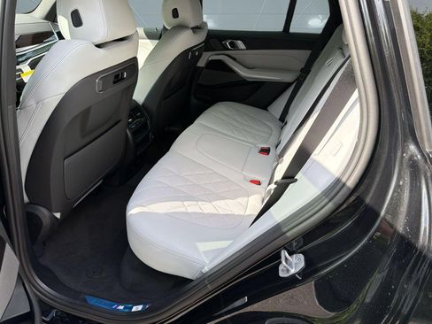 New 2026 BMW X5 xDrive40i w/ M Sport Package AWD/4WD image 22