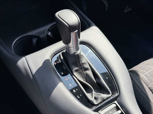 Used 2023 Honda HR-V LX image 24
