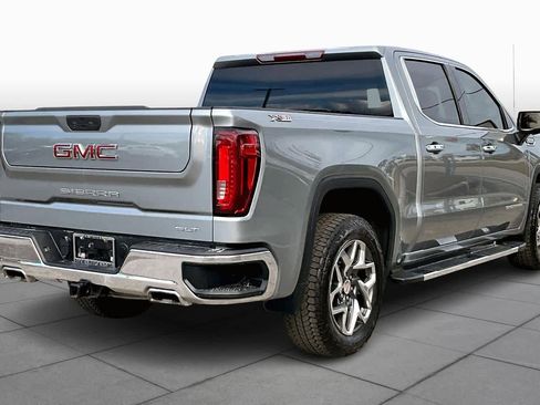 Used 2023 GMC Sierra 1500 SLT w/ SLT Premium Package AWD/4WD image 14