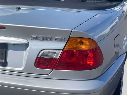 Used 2002 BMW 330Ci Convertible RWD image 10