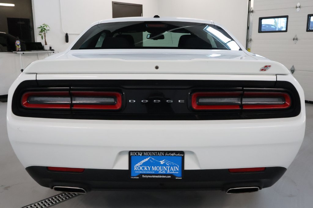 Used 2022 Dodge Challenger GT AWD/4WD image 6