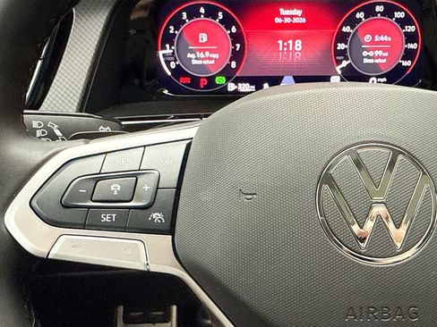 Used 2025 Volkswagen Atlas Peak Edition SE AWD/4WD image 11