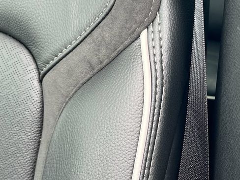 New 2026 RAM 1500 Laramie AWD/4WD image 15
