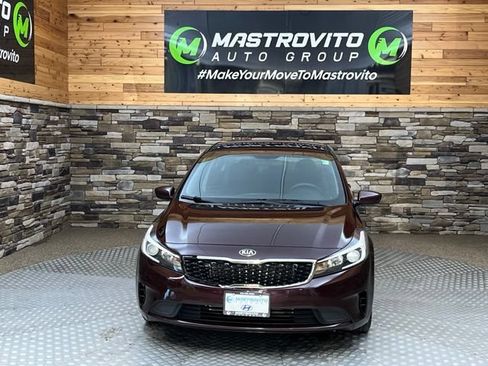 Used 2017 Kia Forte LX FWD image 5