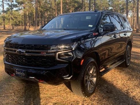 Used 2021 Chevrolet Tahoe Z71 image 2