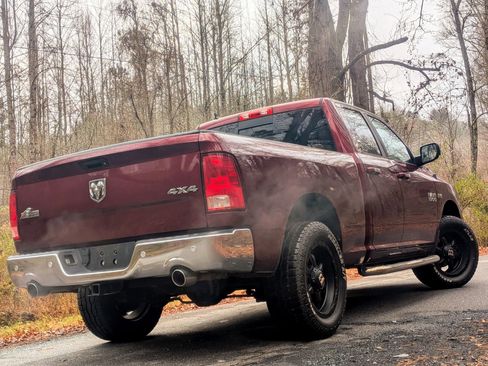 Used 2017 RAM 1500 Big Horn image 2