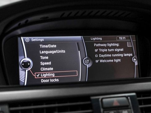 Used 2011 BMW M3 Sedan image 32