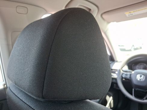 Used 2024 Honda Civic LX image 9