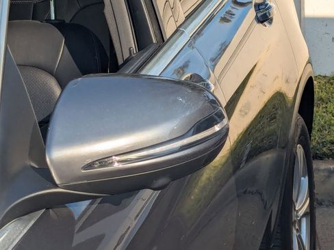 Used 2018 Mercedes-Benz GLC 300 GLC 300 image 19