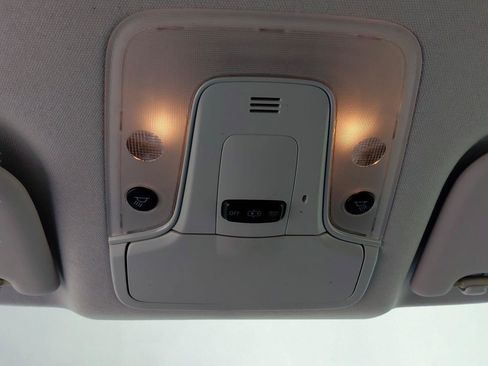 Used 2016 Toyota Prius Two FWD image 39
