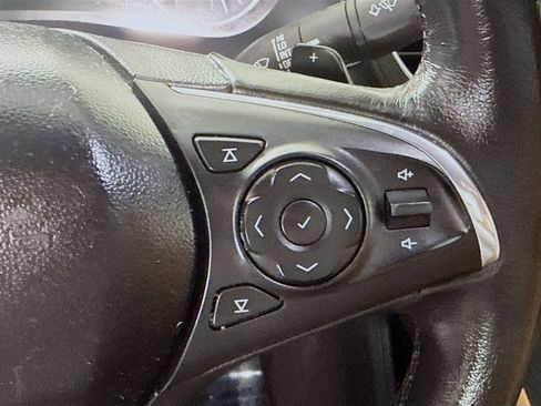 Used 2017 Buick LaCrosse Essence image 15