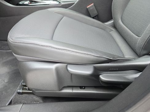 Used 2025 Buick Encore GX Preferred image 26