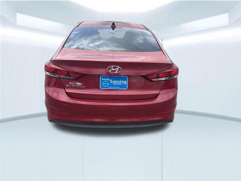 Used 2017 Hyundai Elantra SE FWD image 7