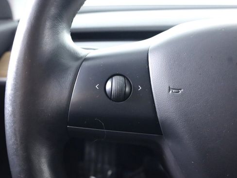 Used 2018 Tesla Model 3 Long Range RWD image 11