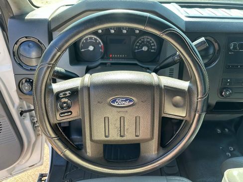 Used 2014 Ford F250 XL AWD/4WD image 14