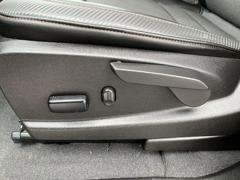 Used 2022 GMC Canyon AT4 w/ Trailering Package image 16