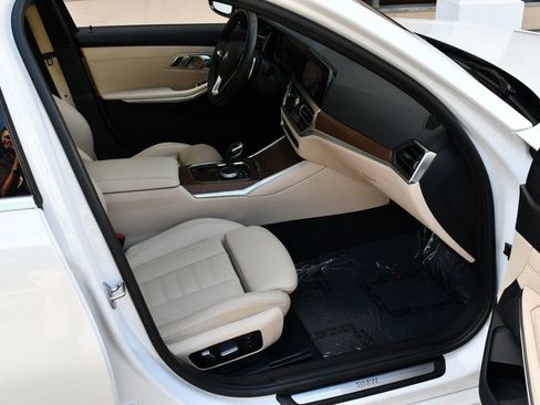 Used 2019 BMW 330i Sedan w/ Convenience Package RWD image 43