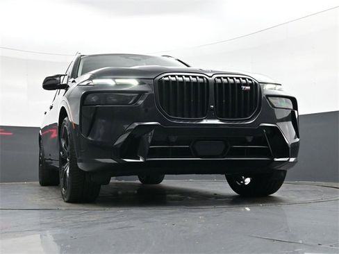 Used 2024 BMW X7 M60i w/ Executive Package image 35