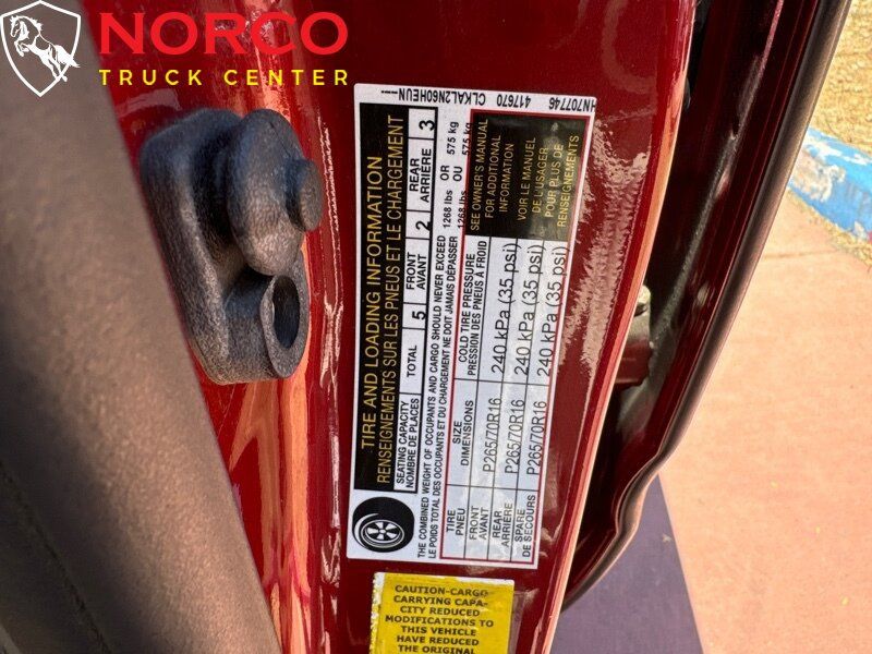Used 2017 Nissan Frontier SV RWD image 19